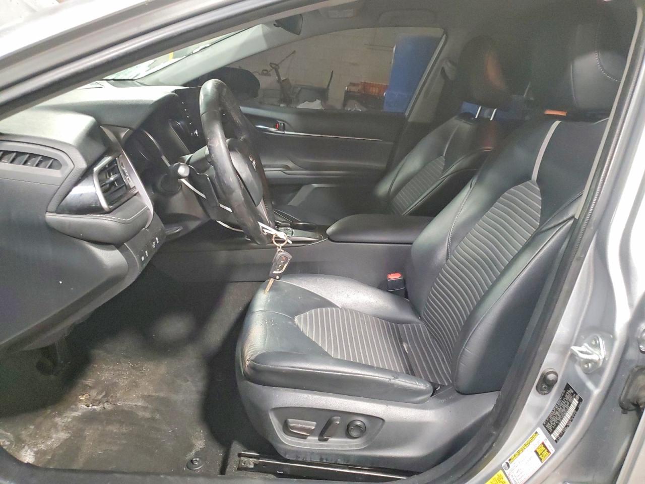 2021 TOYOTA CAMRY SE photo 7