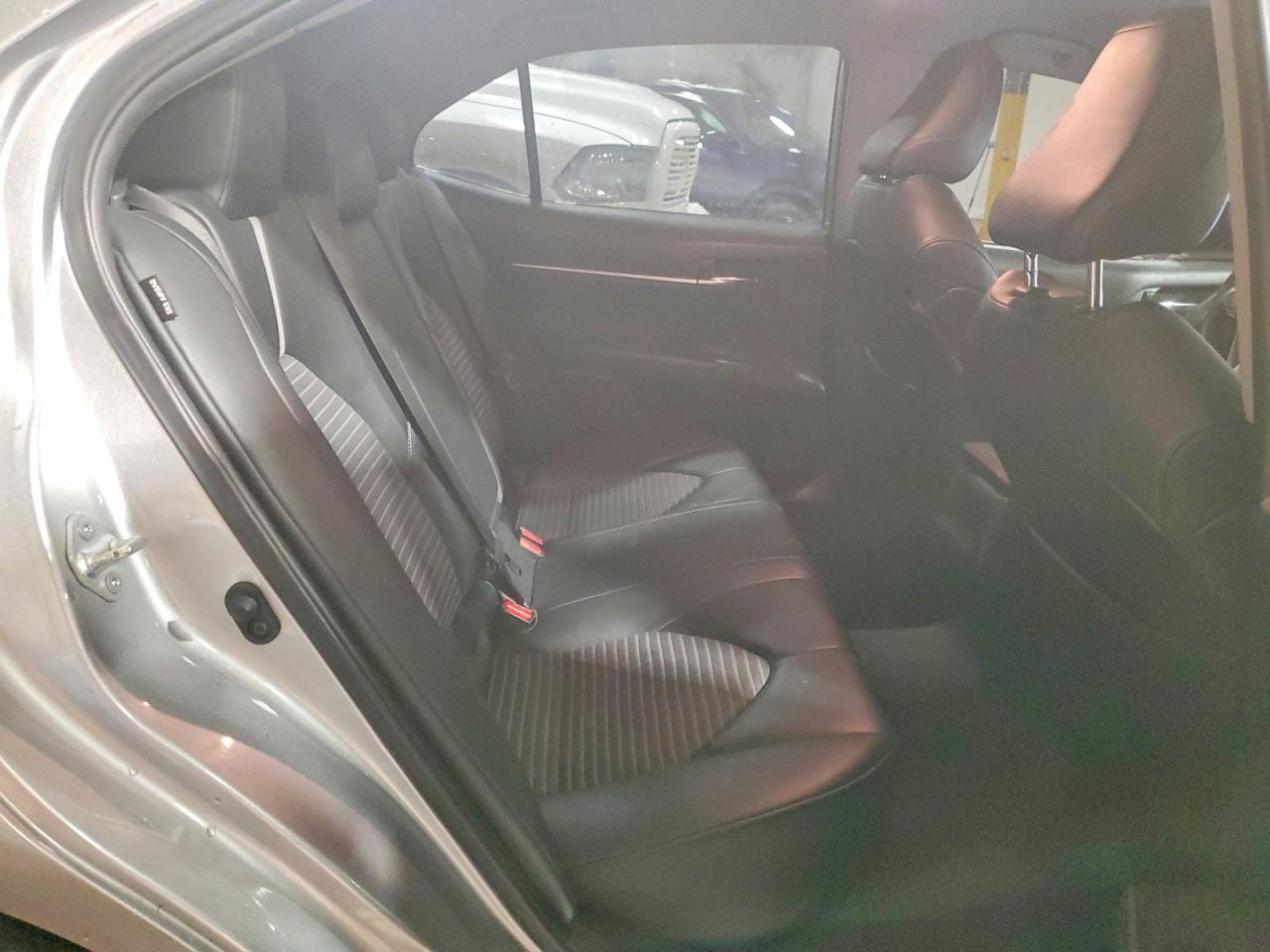 2021 TOYOTA CAMRY SE photo 10