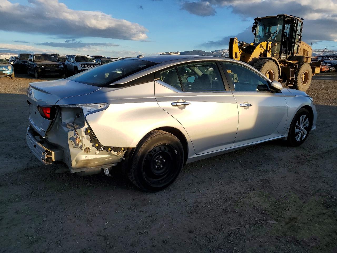 2019 NISSAN ALTIMA S photo 5