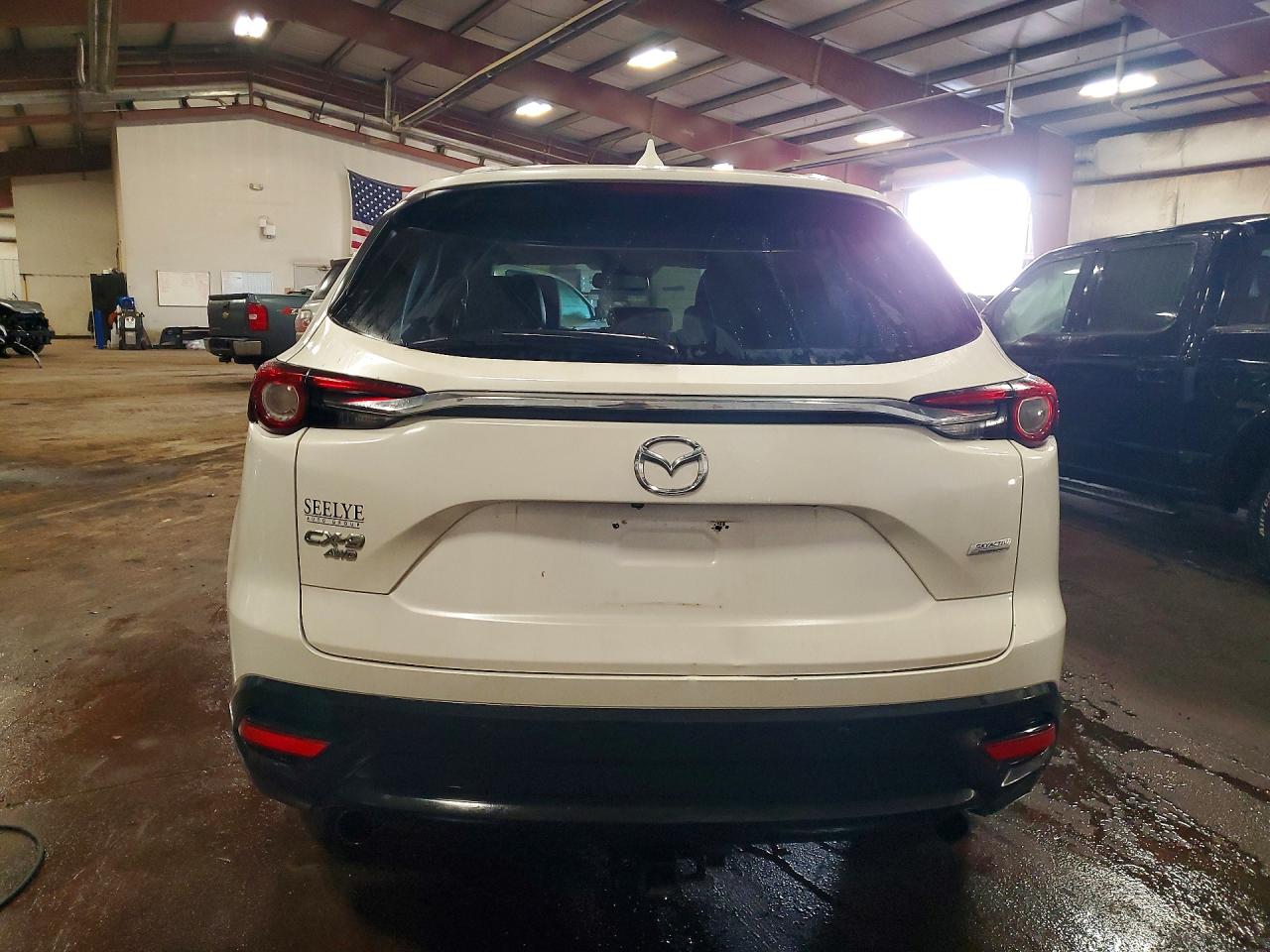 2016 MAZDA CX-9 TOURING photo 6