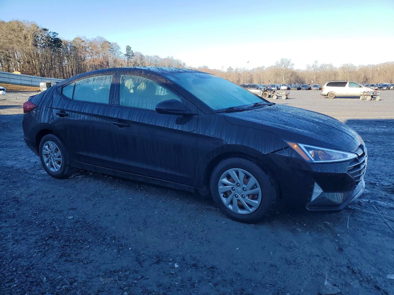 2019 HYUNDAI ELANTRA SE photo 7
