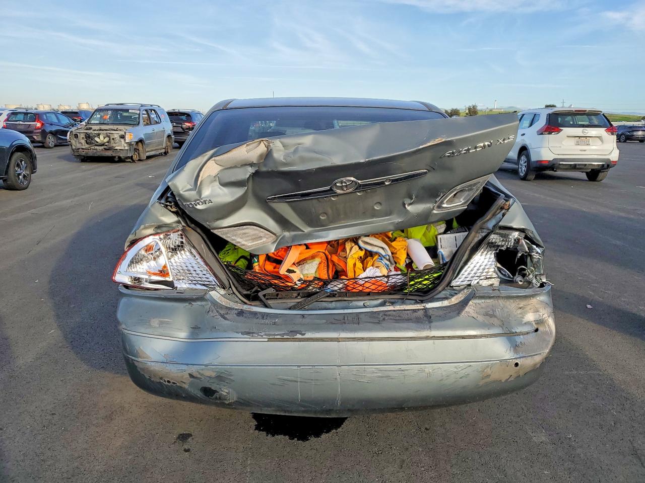2000 TOYOTA AVALON XL photo 16