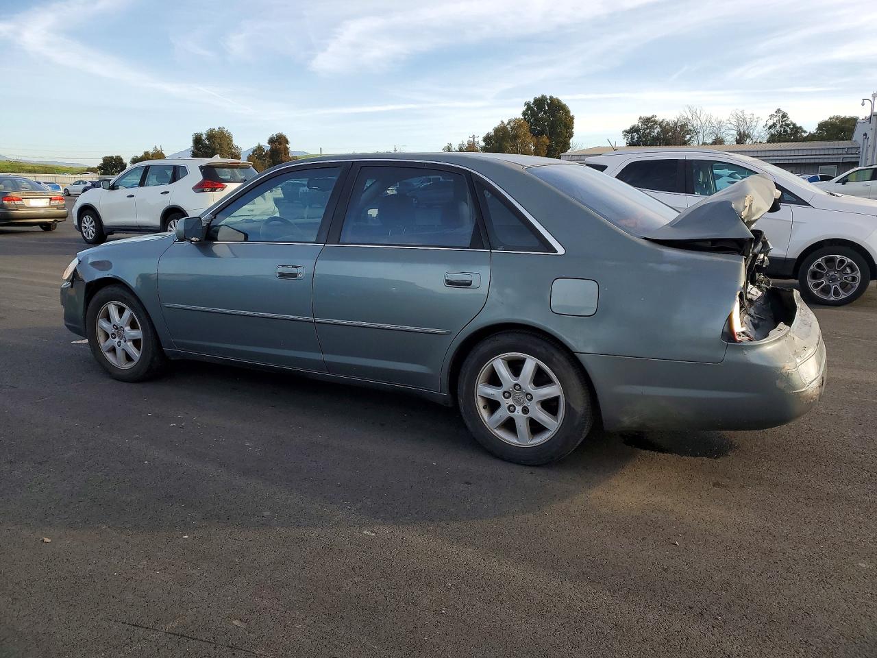 2000 TOYOTA AVALON XL photo 4