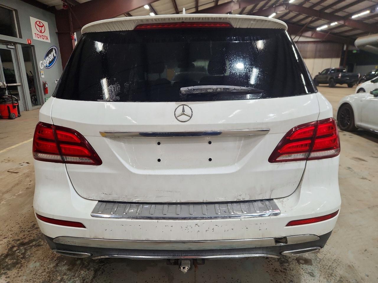 2016 MERCEDES-BENZ GLE 300D 4MATIC photo 6