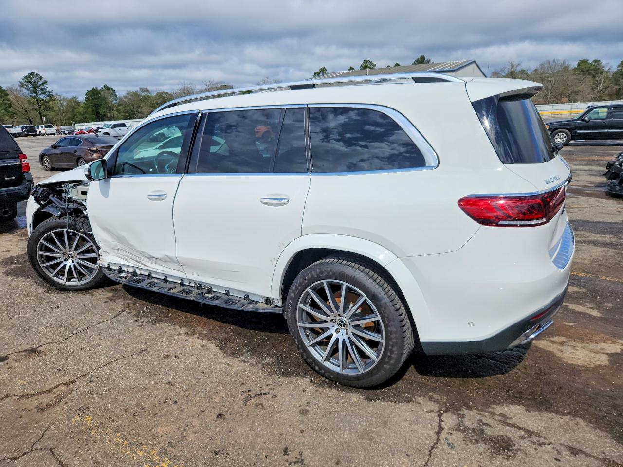 2023 MERCEDES-BENZ GLS 450 4MATIC photo 3