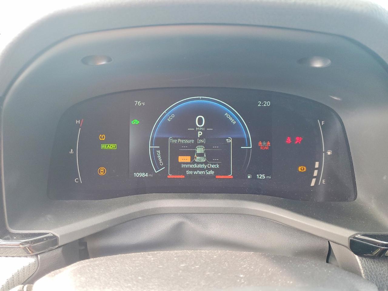 2025 TOYOTA CAMRY XSE photo 25