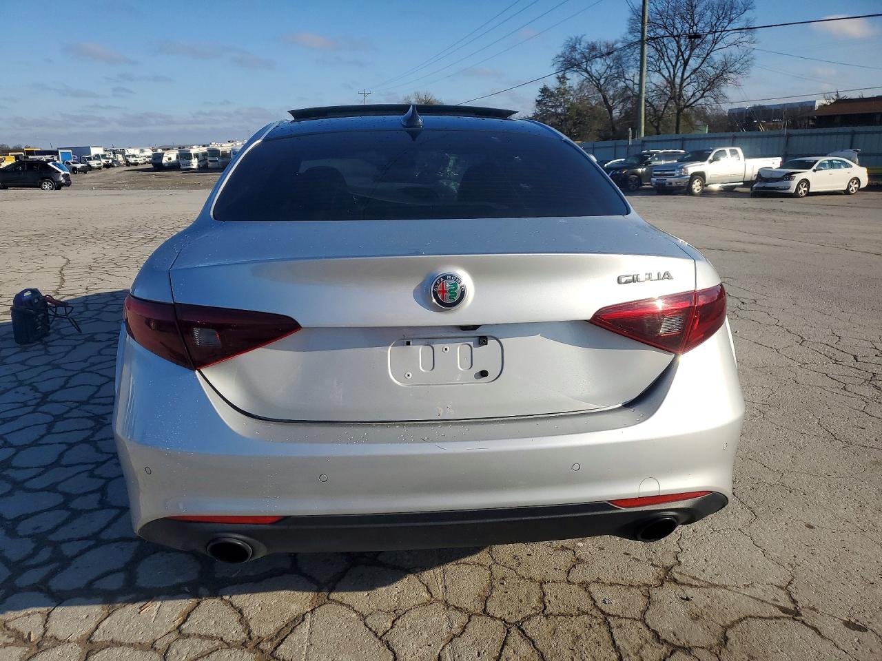 2019 ALFA ROMEO GIULIA photo 11