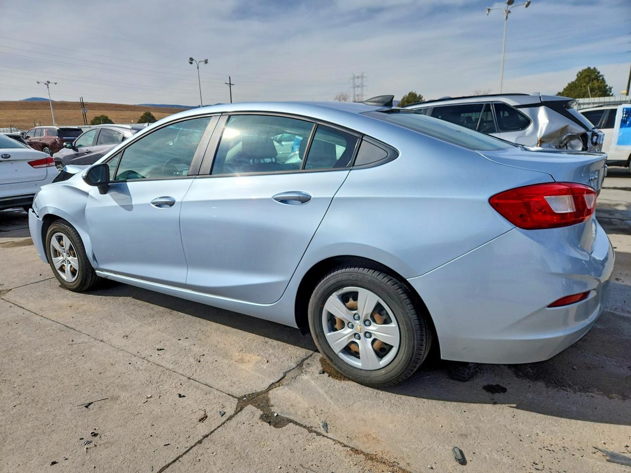 2017 CHEVROLET CRUZE LS photo 3