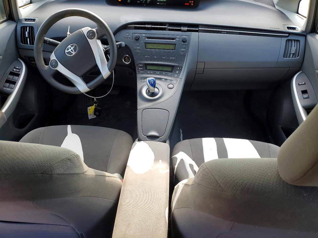 2011 TOYOTA PRIUS photo 15