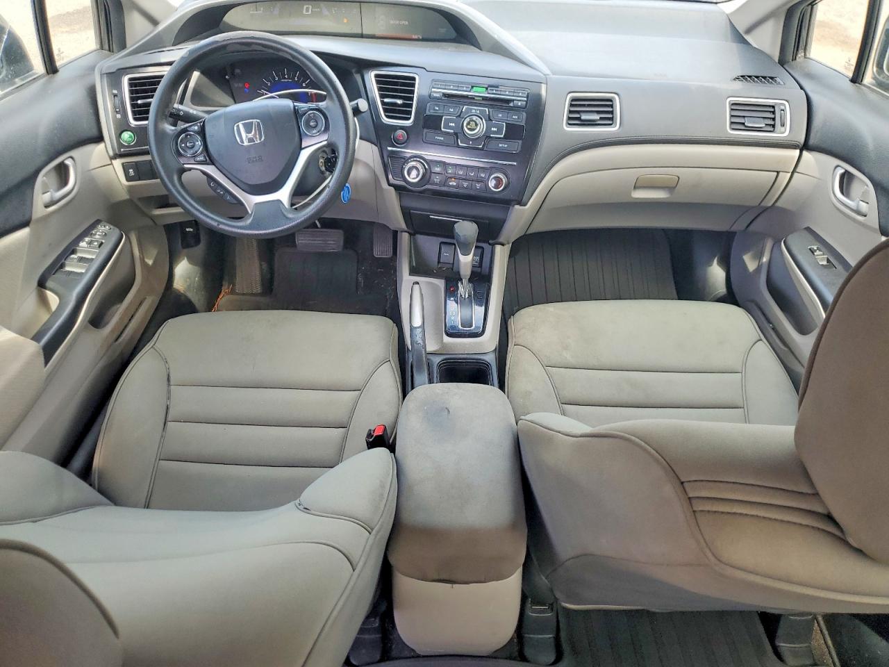 2013 HONDA CIVIC LX photo 8