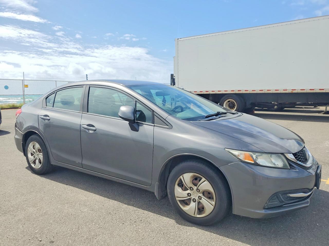 2013 HONDA CIVIC LX photo 4