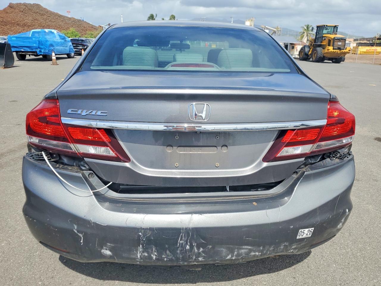 2013 HONDA CIVIC LX photo 6