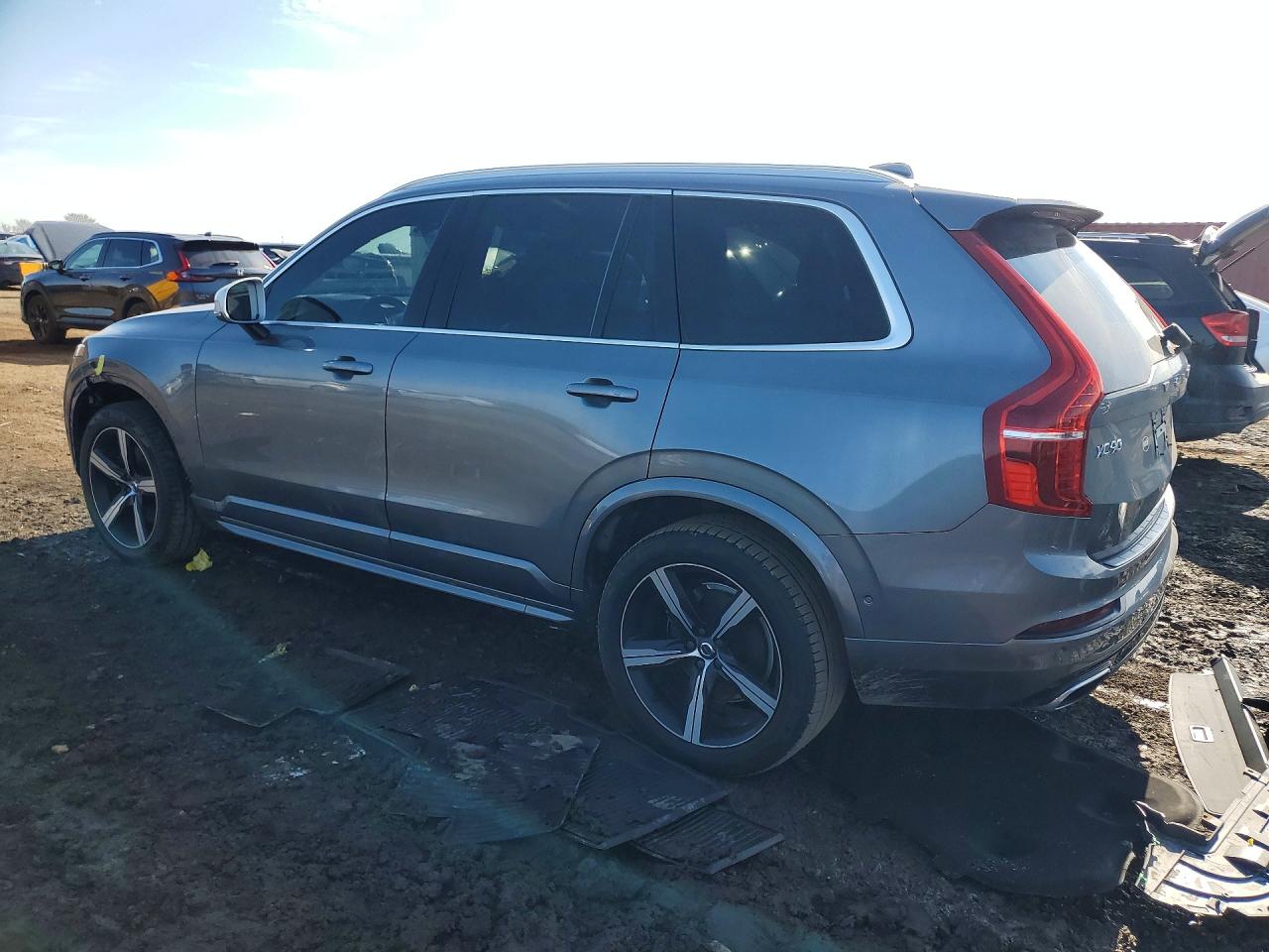 2019 VOLVO XC90 T5 R-DESIGN photo 2