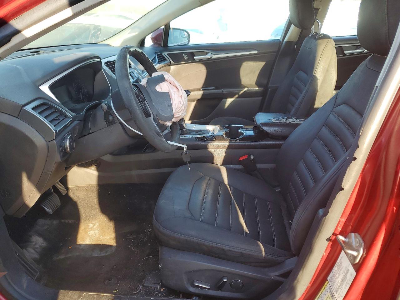 2014 FORD FUSION SE photo 13