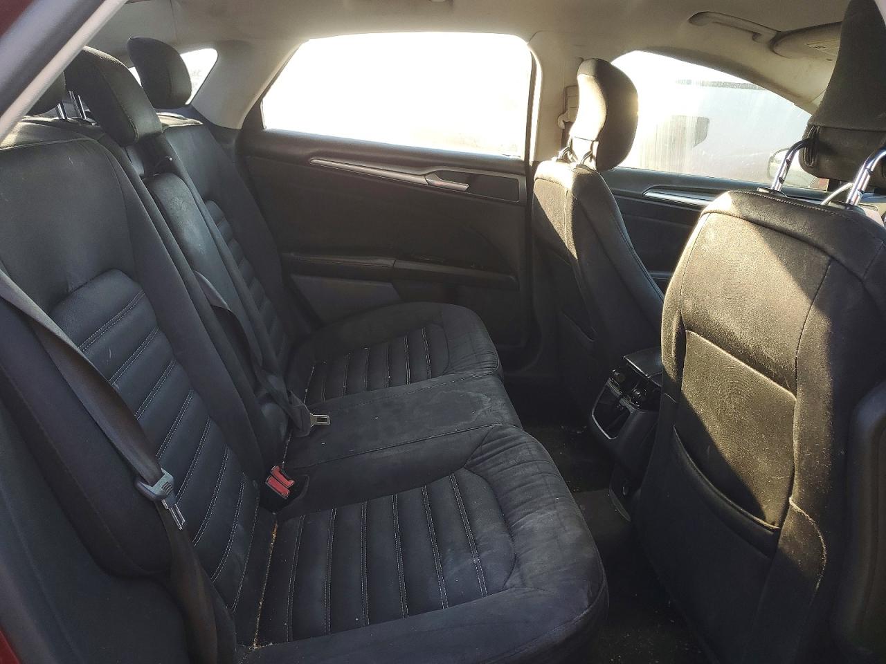 2014 FORD FUSION SE photo 19