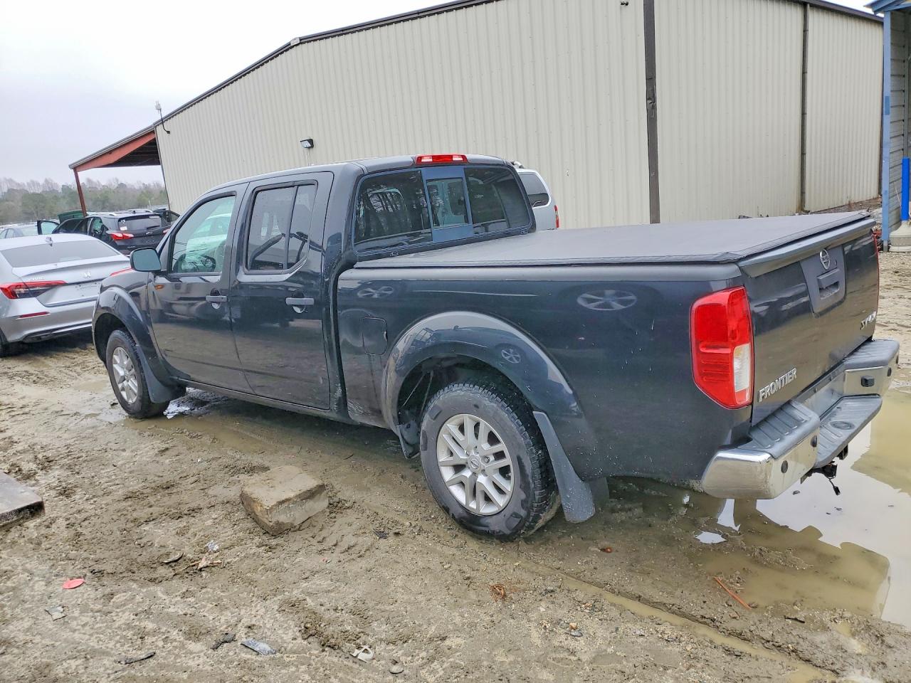 2018 NISSAN FRONTIER SV photo 2