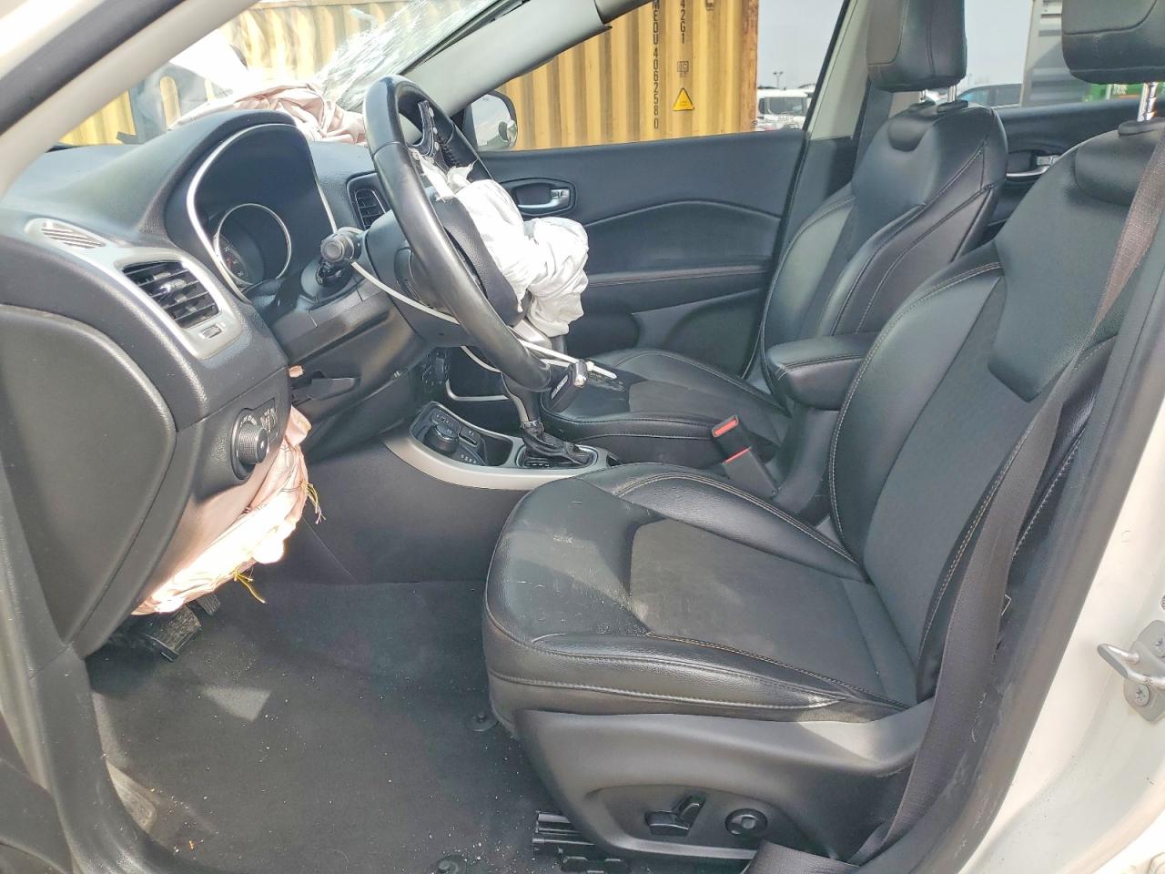 2019 JEEP COMPASS LATITUDE photo 19