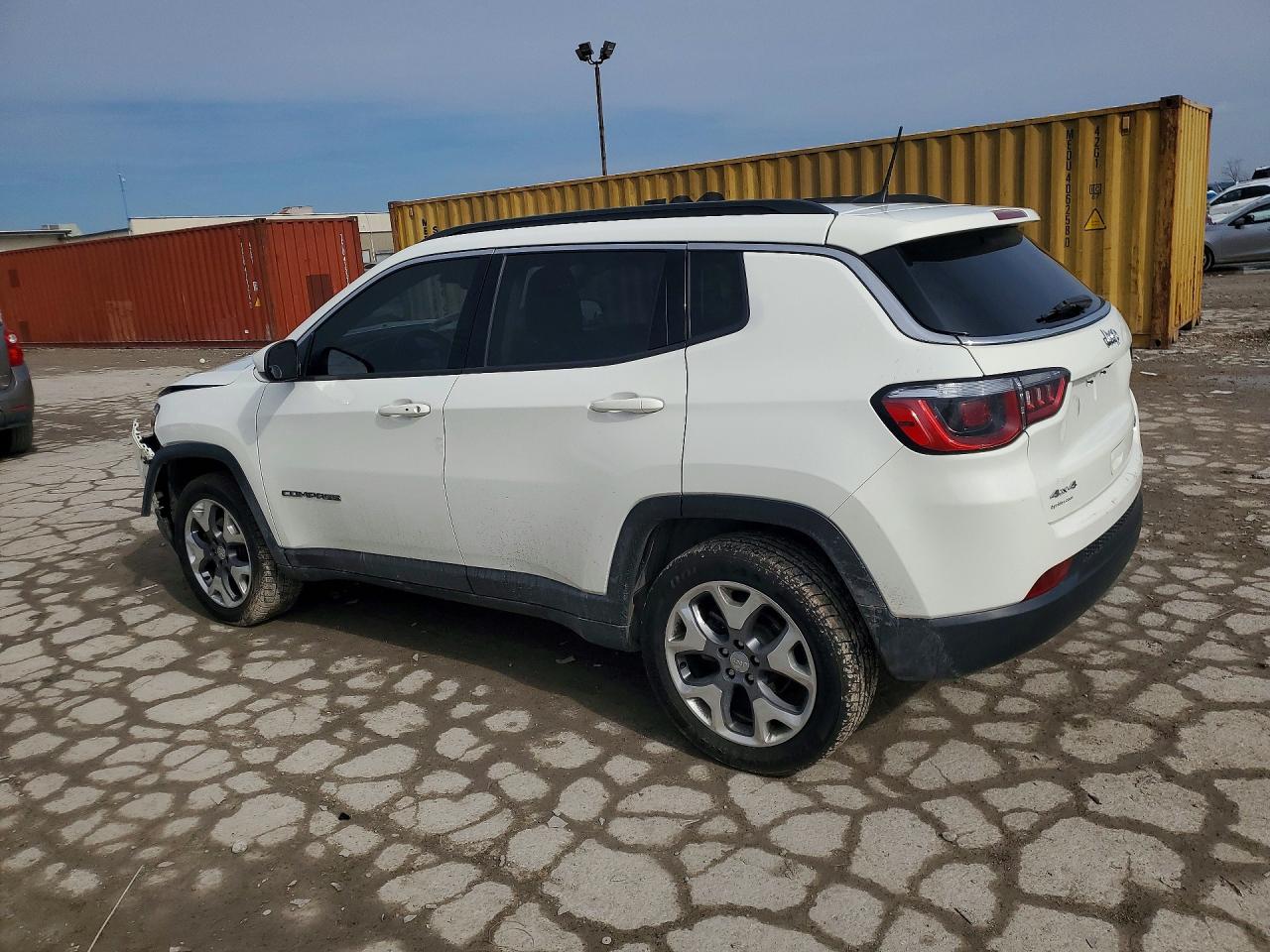 2019 JEEP COMPASS LATITUDE photo 4