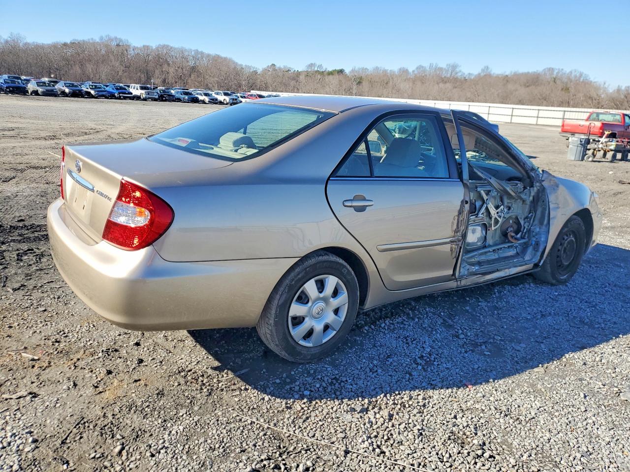2003 TOYOTA CAMRY LE photo 5