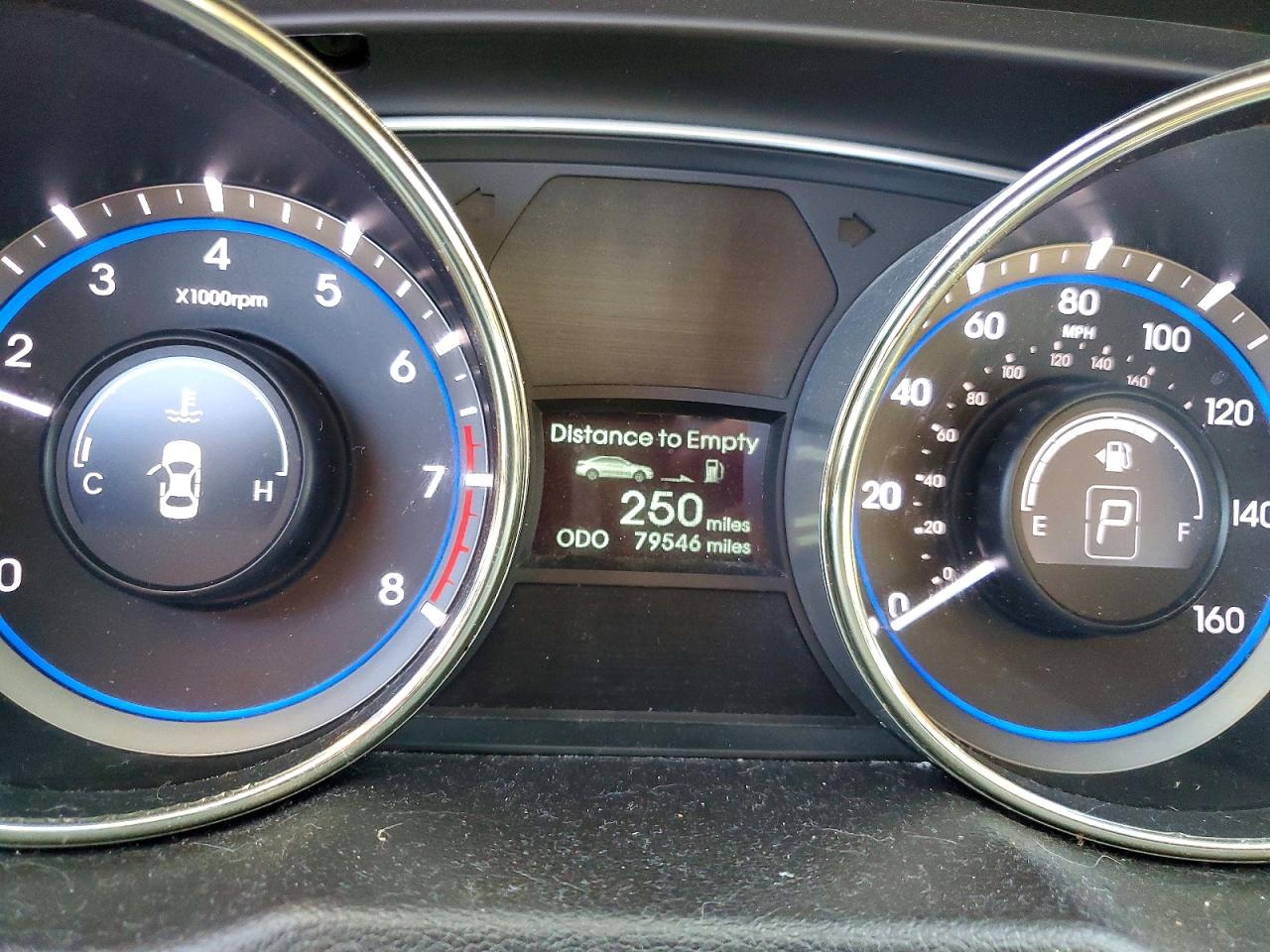 2012 HYUNDAI SONATA GLS photo 17