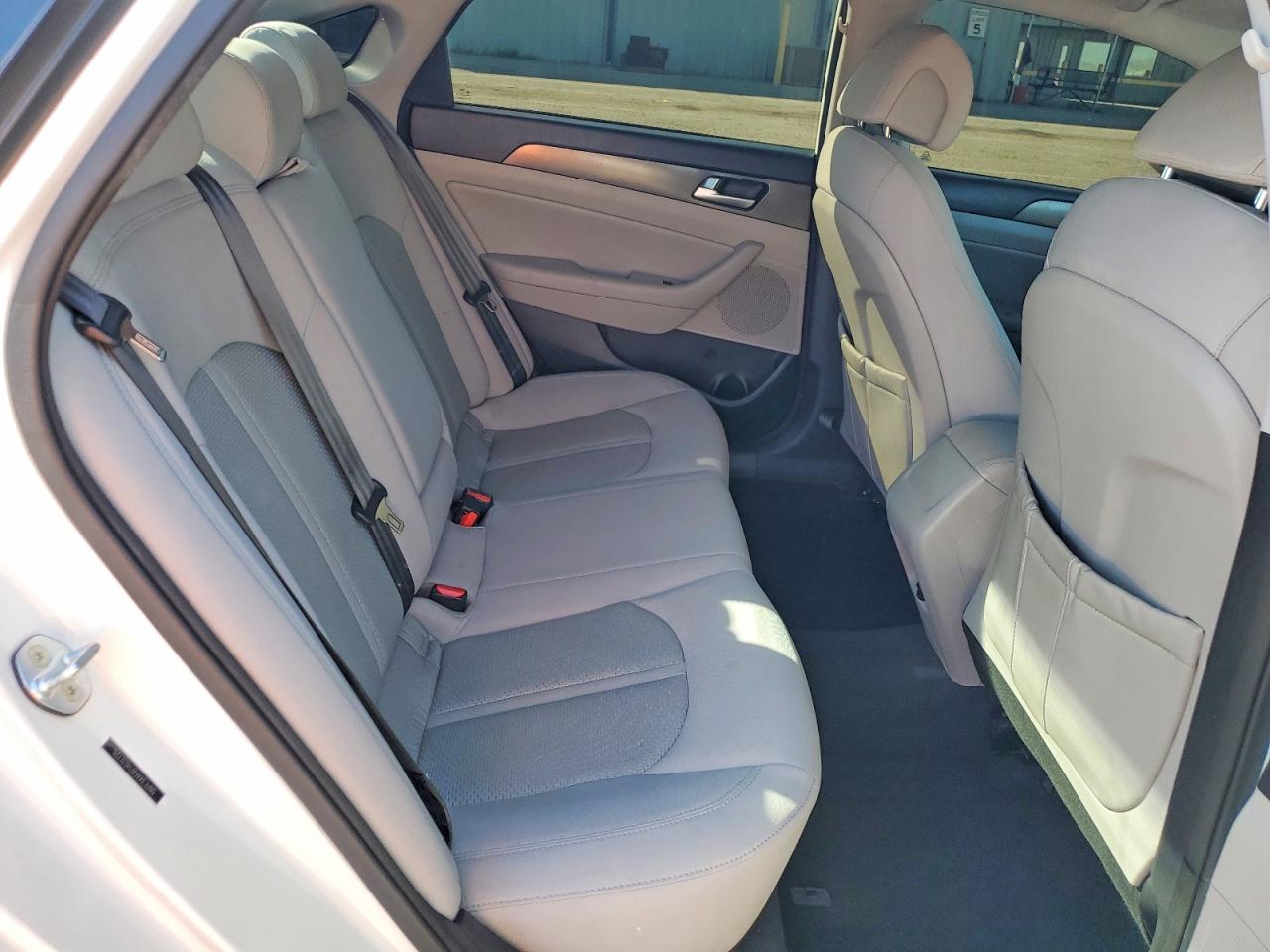 2015 HYUNDAI SONATA SPORT photo 10
