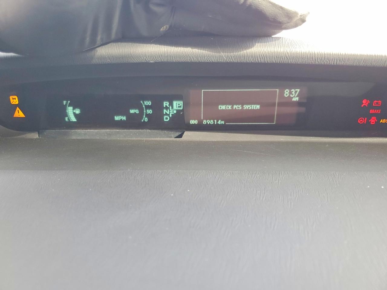 2015 TOYOTA PRIUS FIVE photo 9