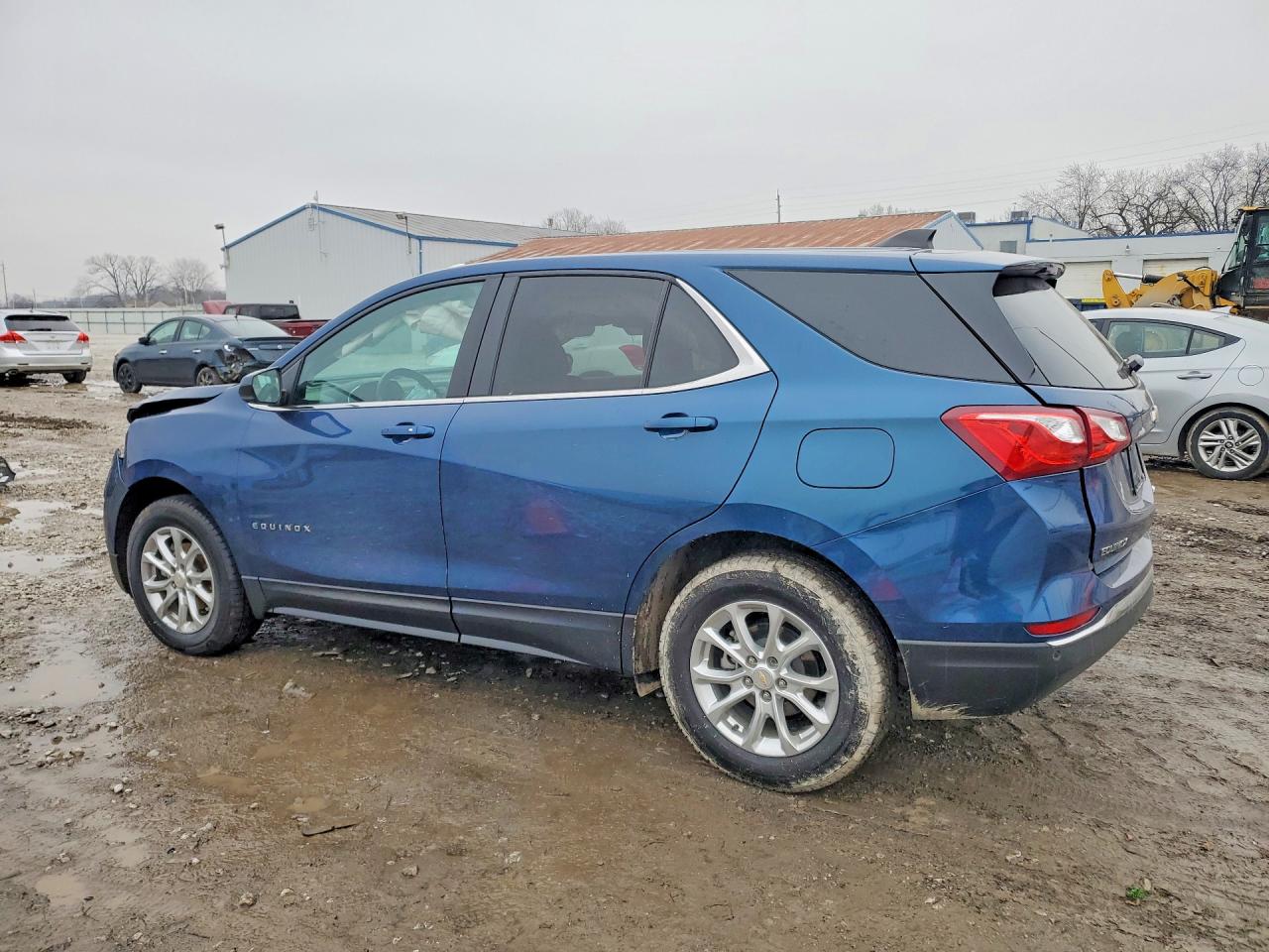 2021 CHEVROLET EQUINOX LT photo 3