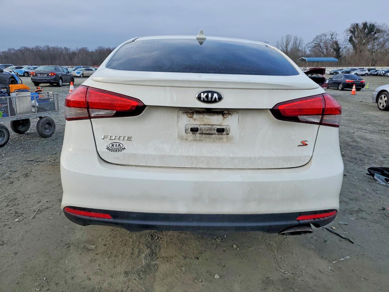 2018 KIA FORTE LX photo 11
