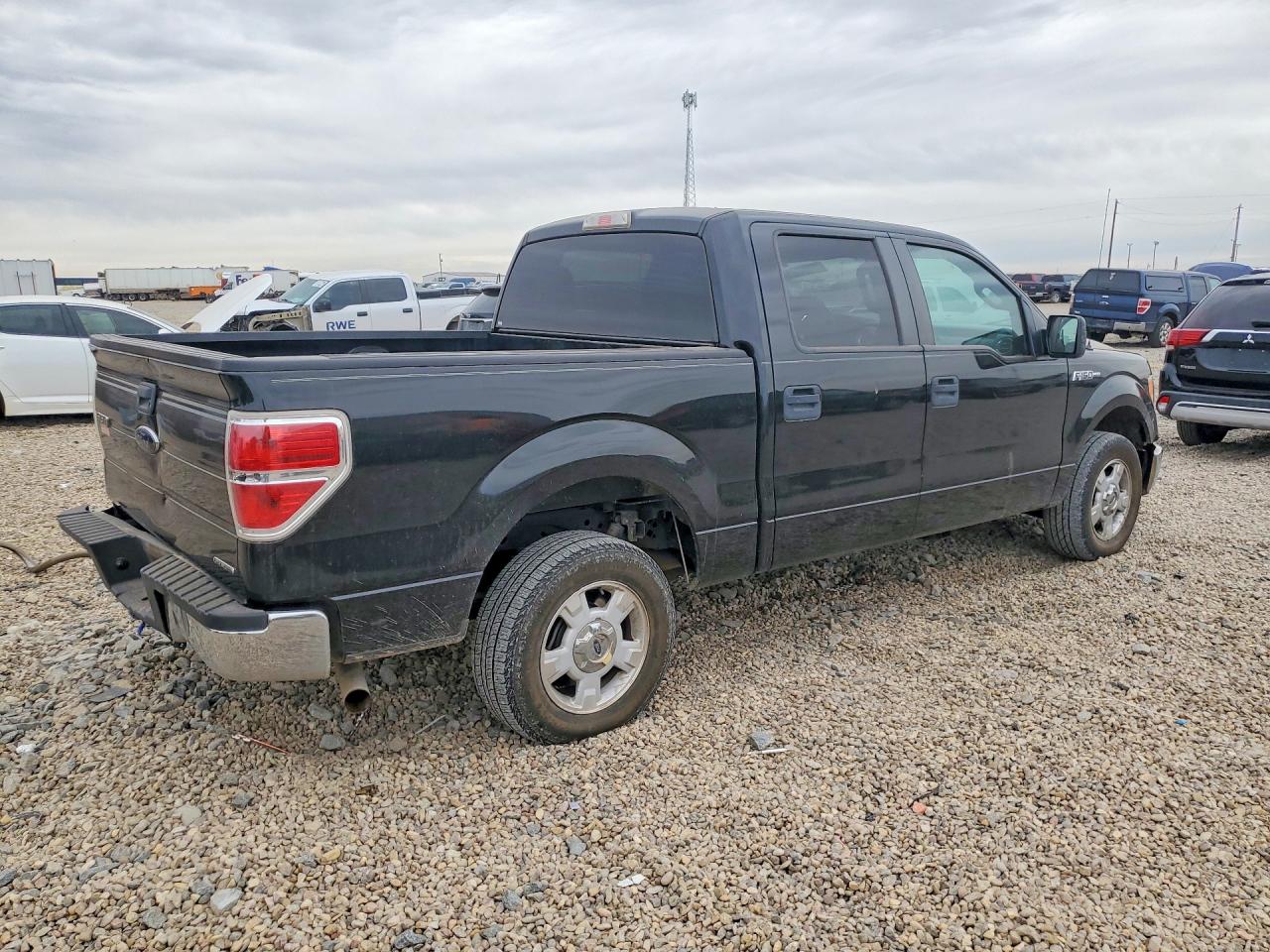 2013 FORD F150 SUPERCREW photo 5
