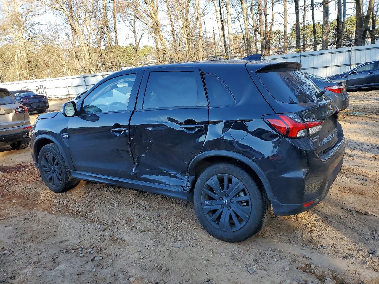 2024 MITSUBISHI OUTLANDER SPORT S/SE photo 3