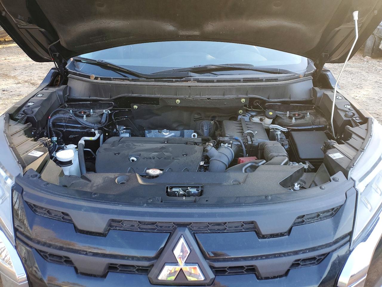 2024 MITSUBISHI OUTLANDER SPORT S/SE photo 23