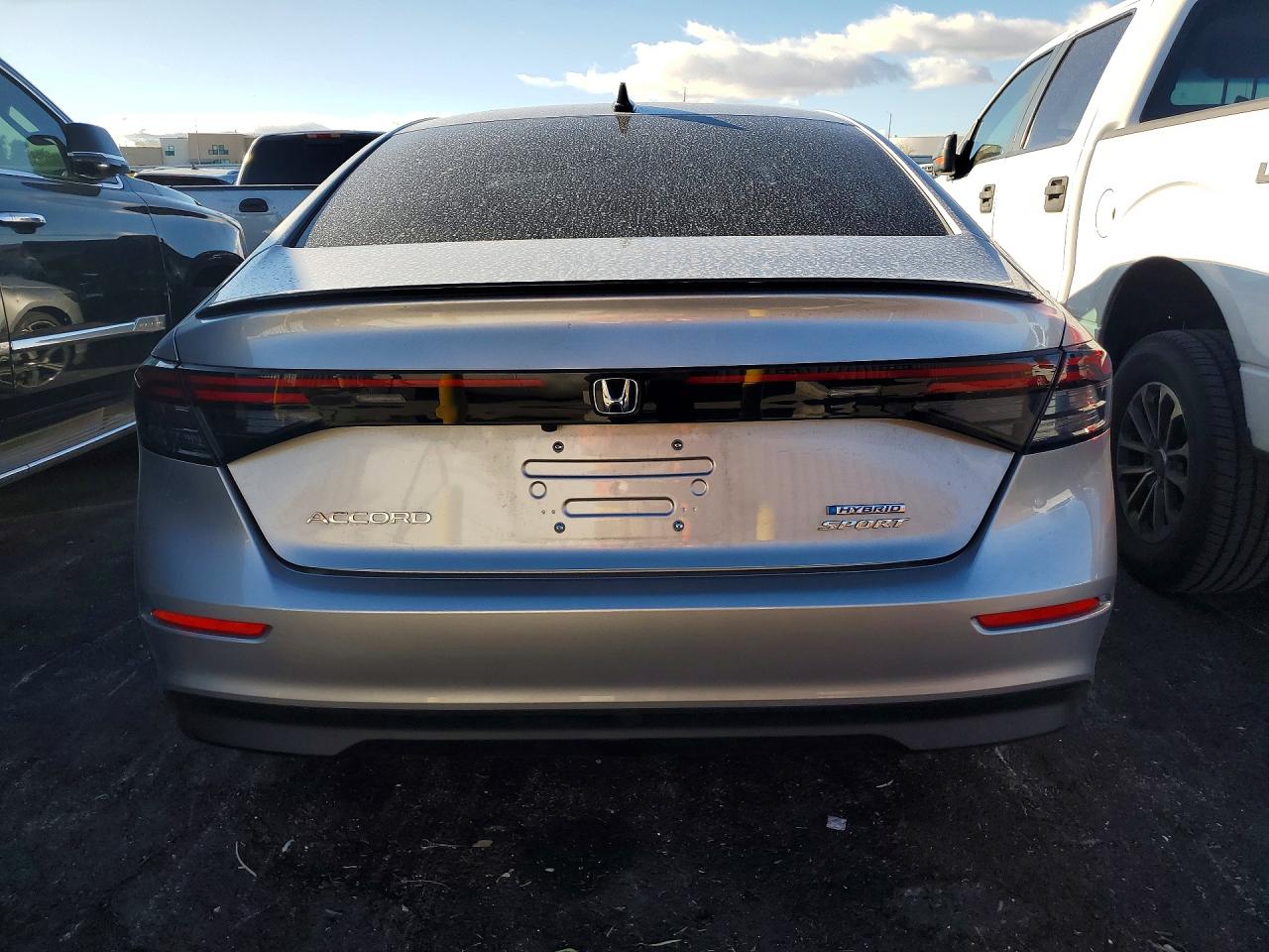 2025 HONDA ACCORD HYBRID SPORT photo 16