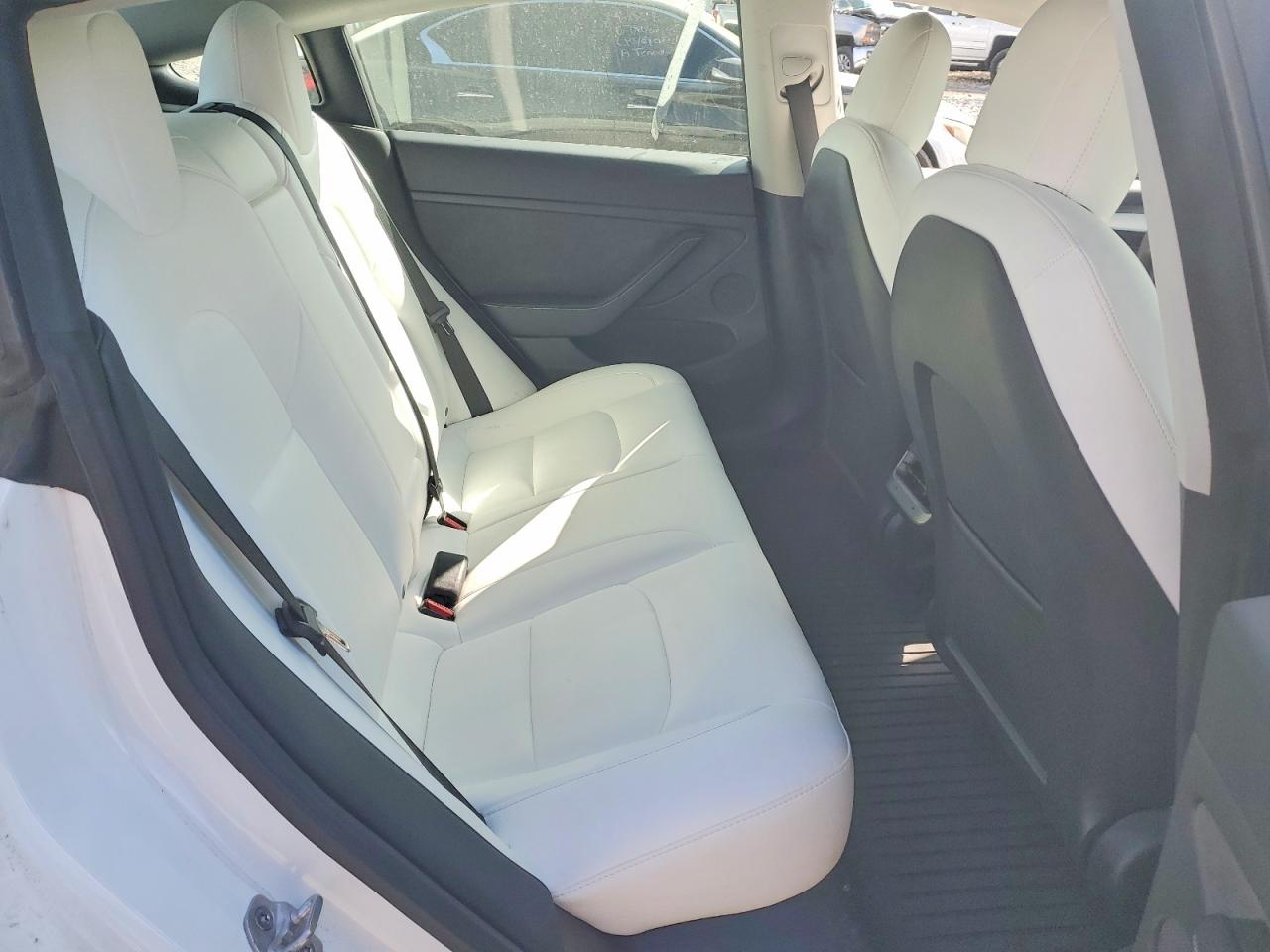 2022 TESLA MODEL 3 photo 10