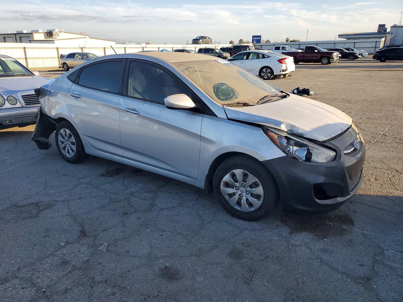 2017 HYUNDAI ACCENT SE photo 13