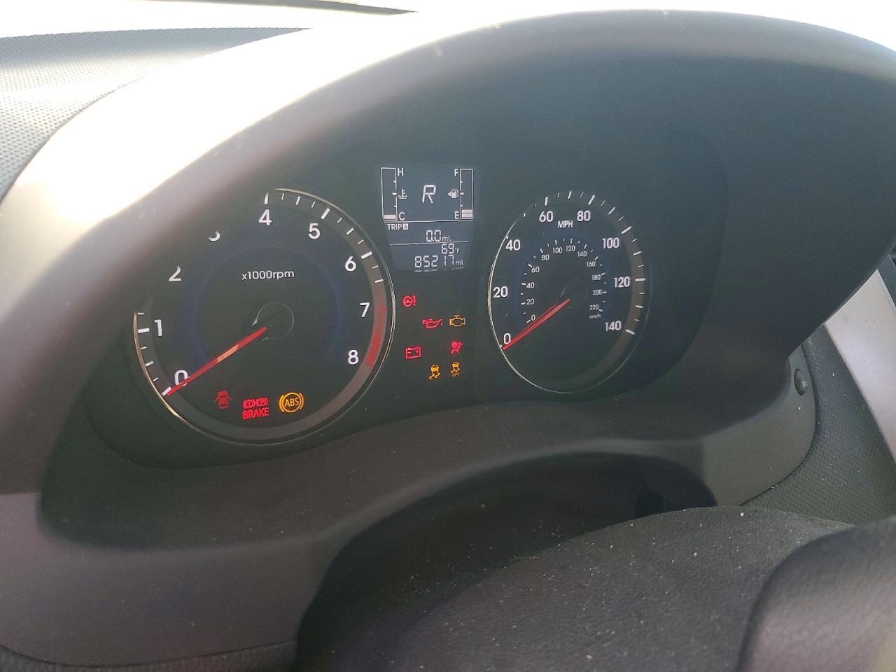2017 HYUNDAI ACCENT SE photo 33