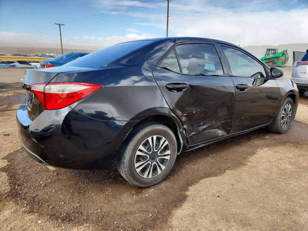 2016 TOYOTA COROLLA L photo 3