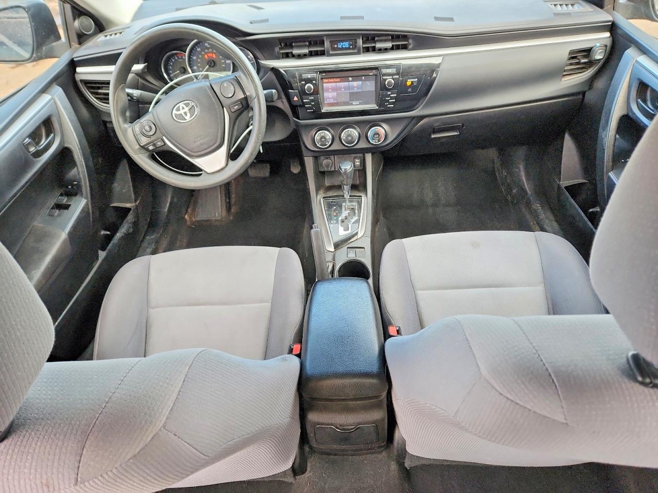 2016 TOYOTA COROLLA L photo 8
