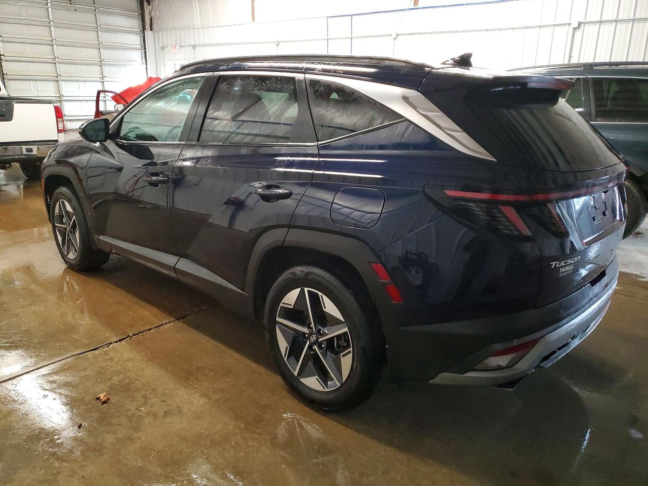 2025 HYUNDAI TUCSON photo 2