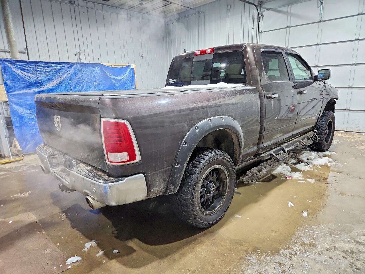 2017 RAM 1500 LARAMIE photo 3