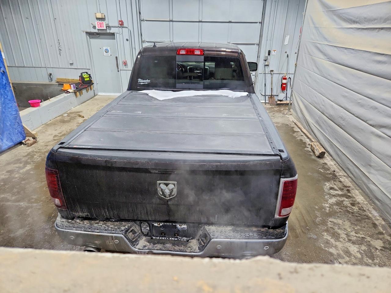 2017 RAM 1500 LARAMIE photo 6