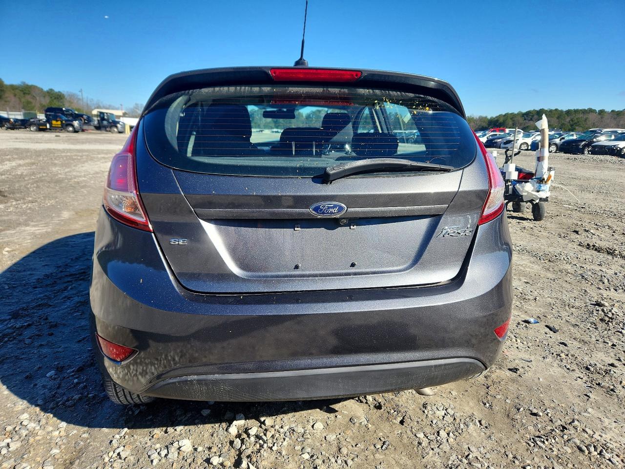 2018 FORD FIESTA SE photo 11