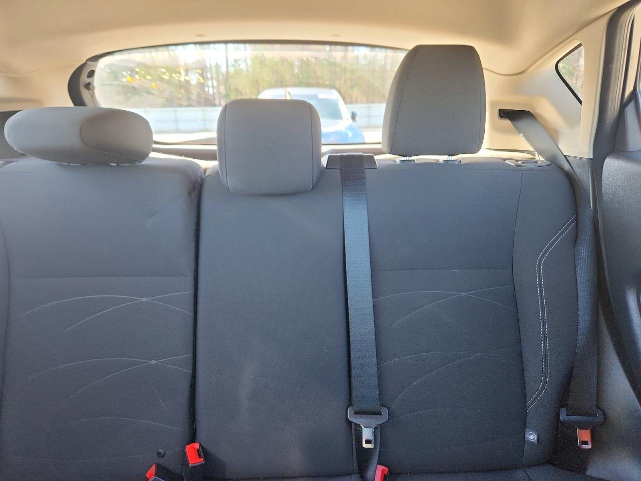 2018 FORD FIESTA SE photo 19