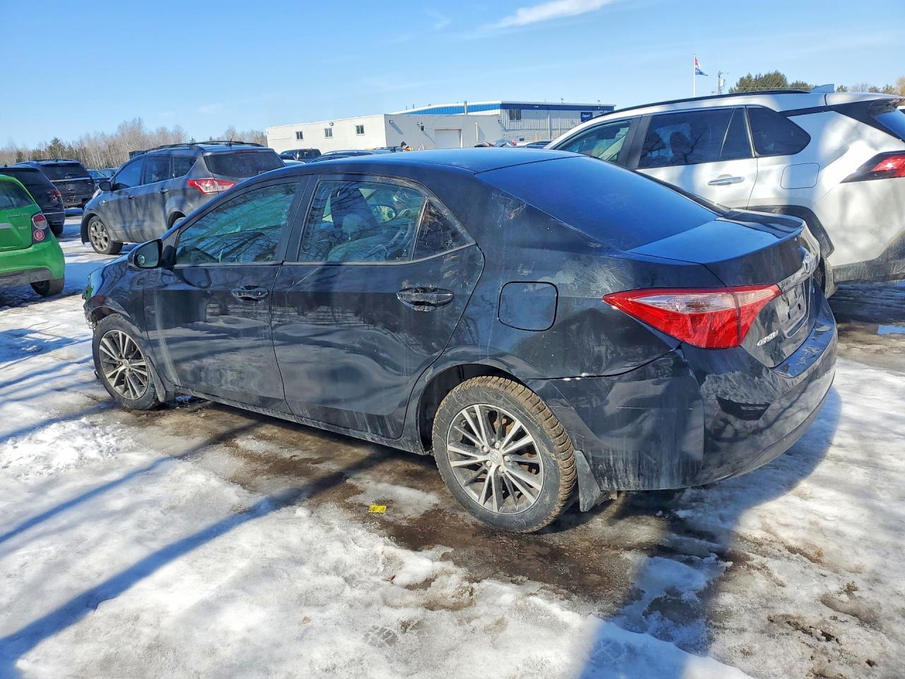 2018 TOYOTA COROLLA L photo 2