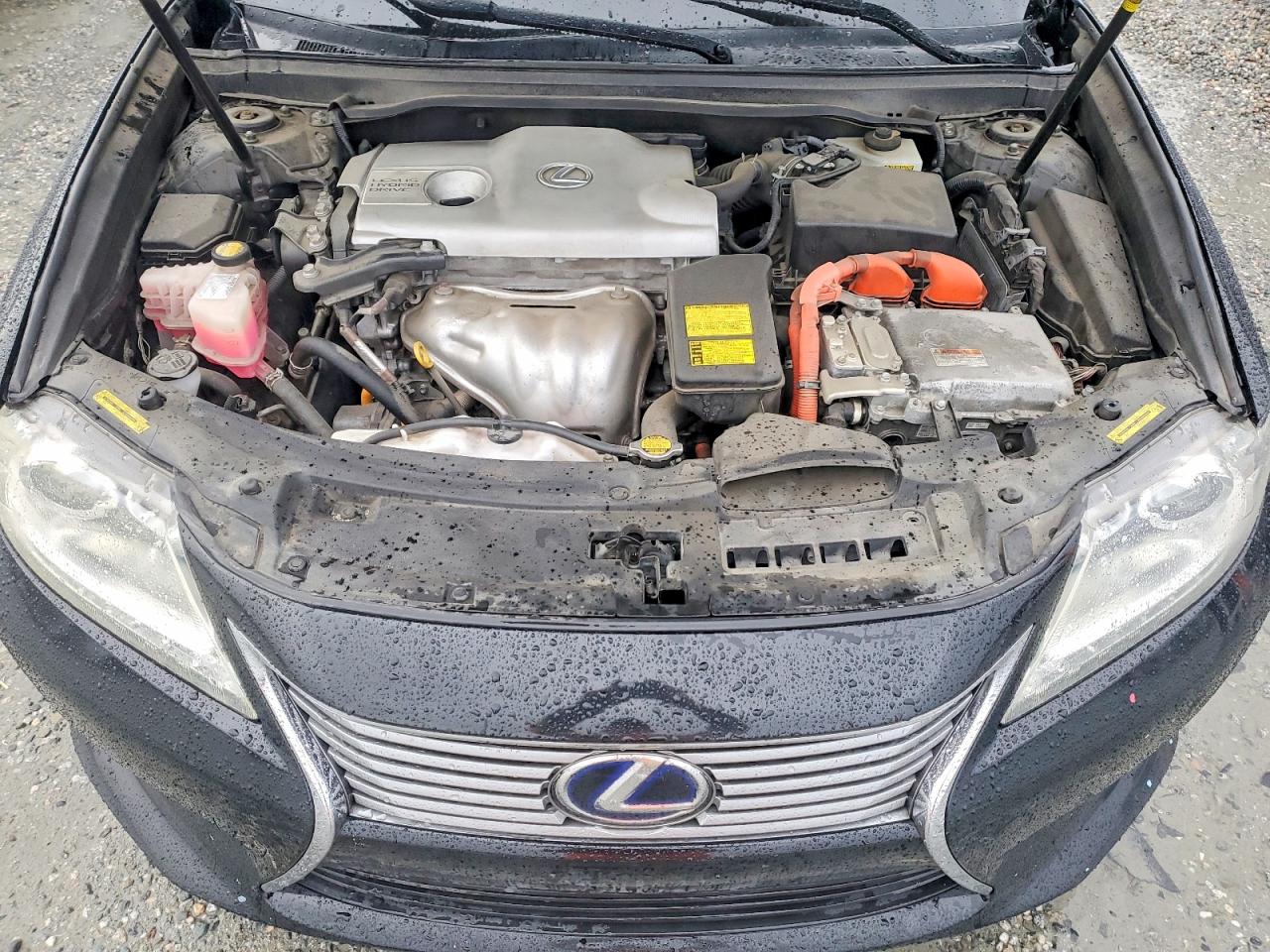 2013 LEXUS ES 300H photo 11