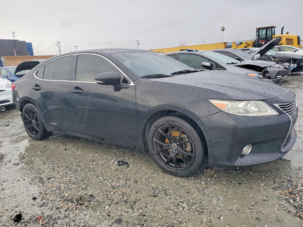 2013 LEXUS ES 300H photo 4
