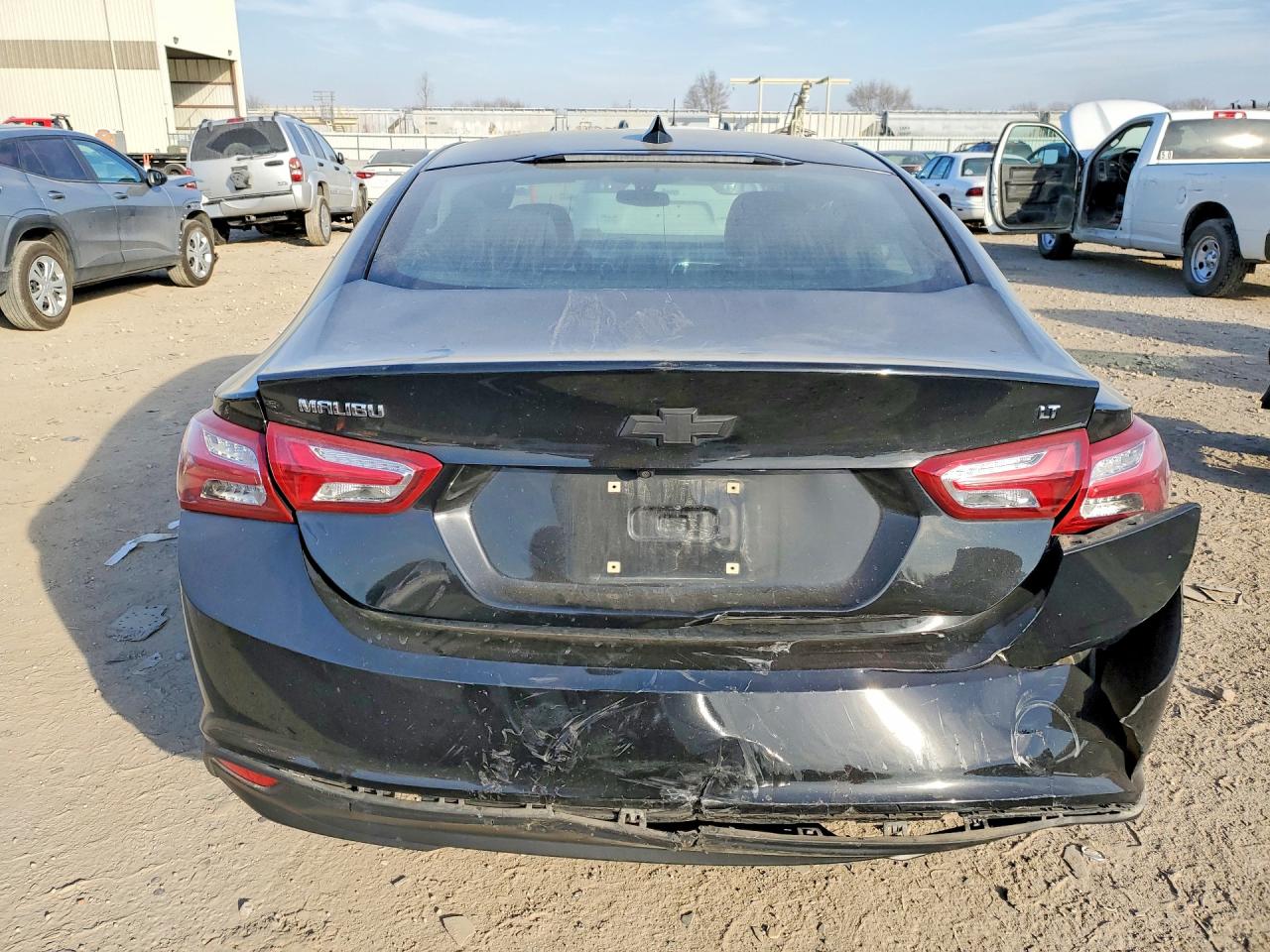 2021 CHEVROLET MALIBU LT photo 6