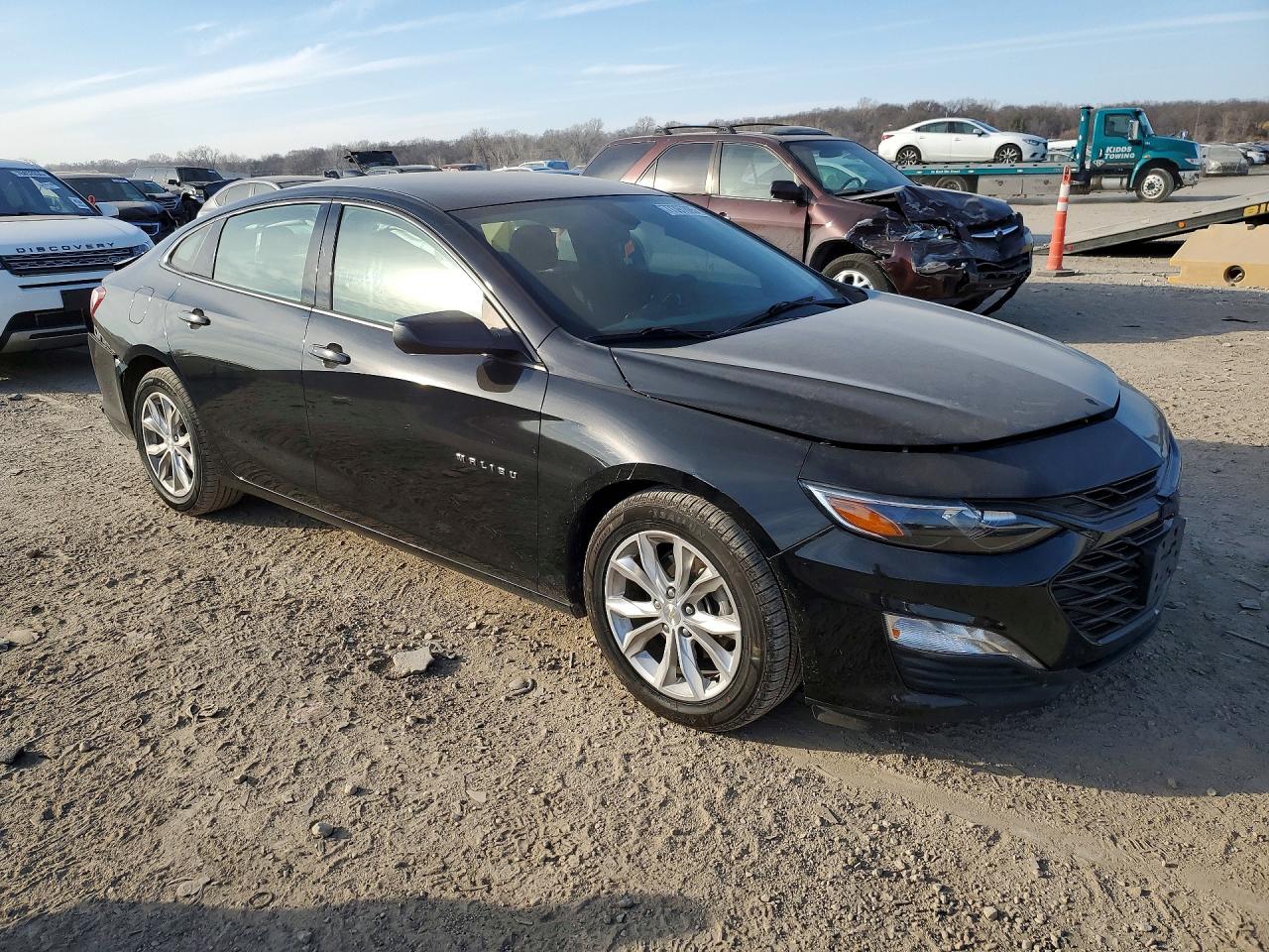 2021 CHEVROLET MALIBU LT photo 4