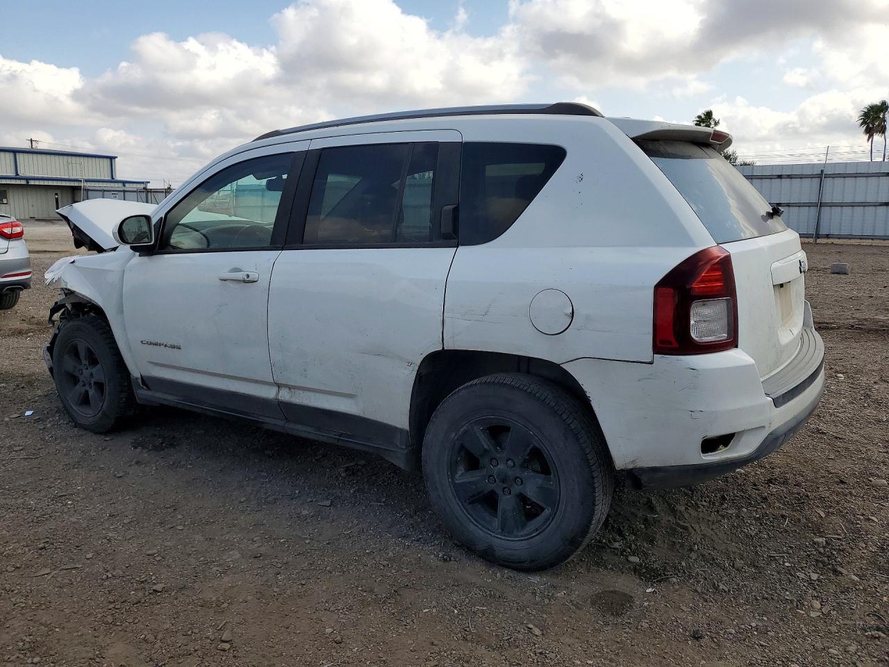 2016 JEEP COMPASS LATITUDE photo 3