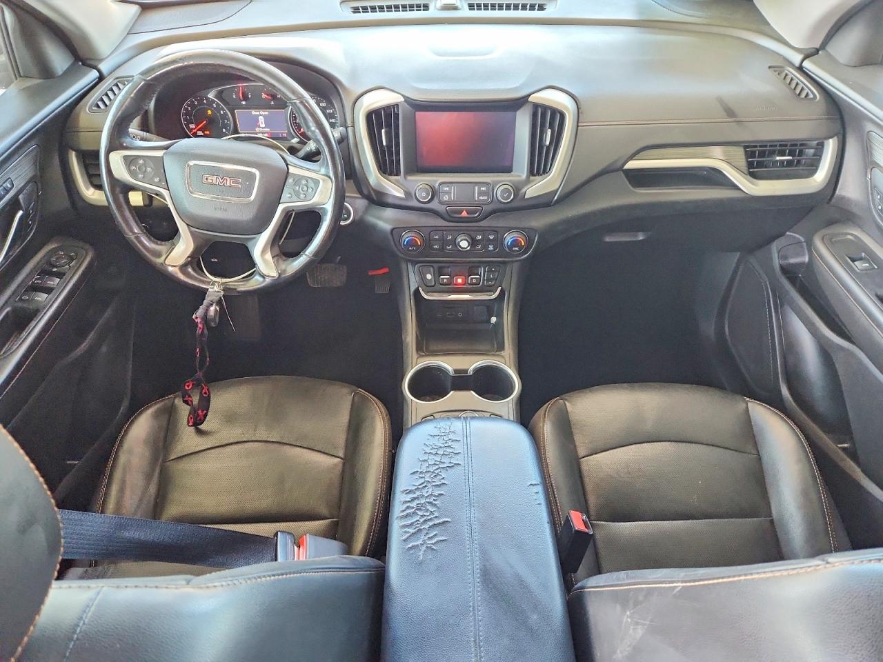 2019 GMC TERRAIN photo 8