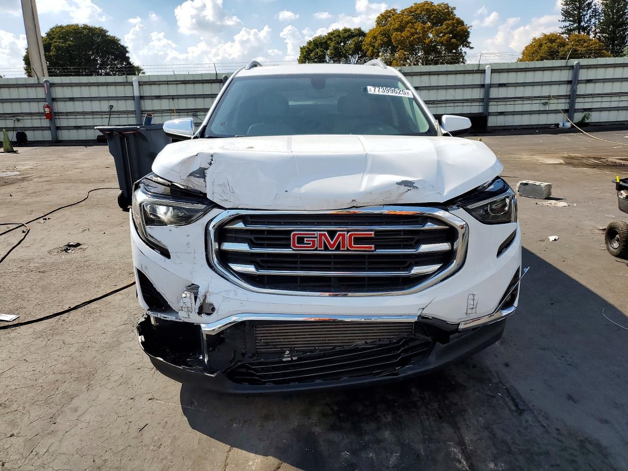 2019 GMC TERRAIN SLT photo 9